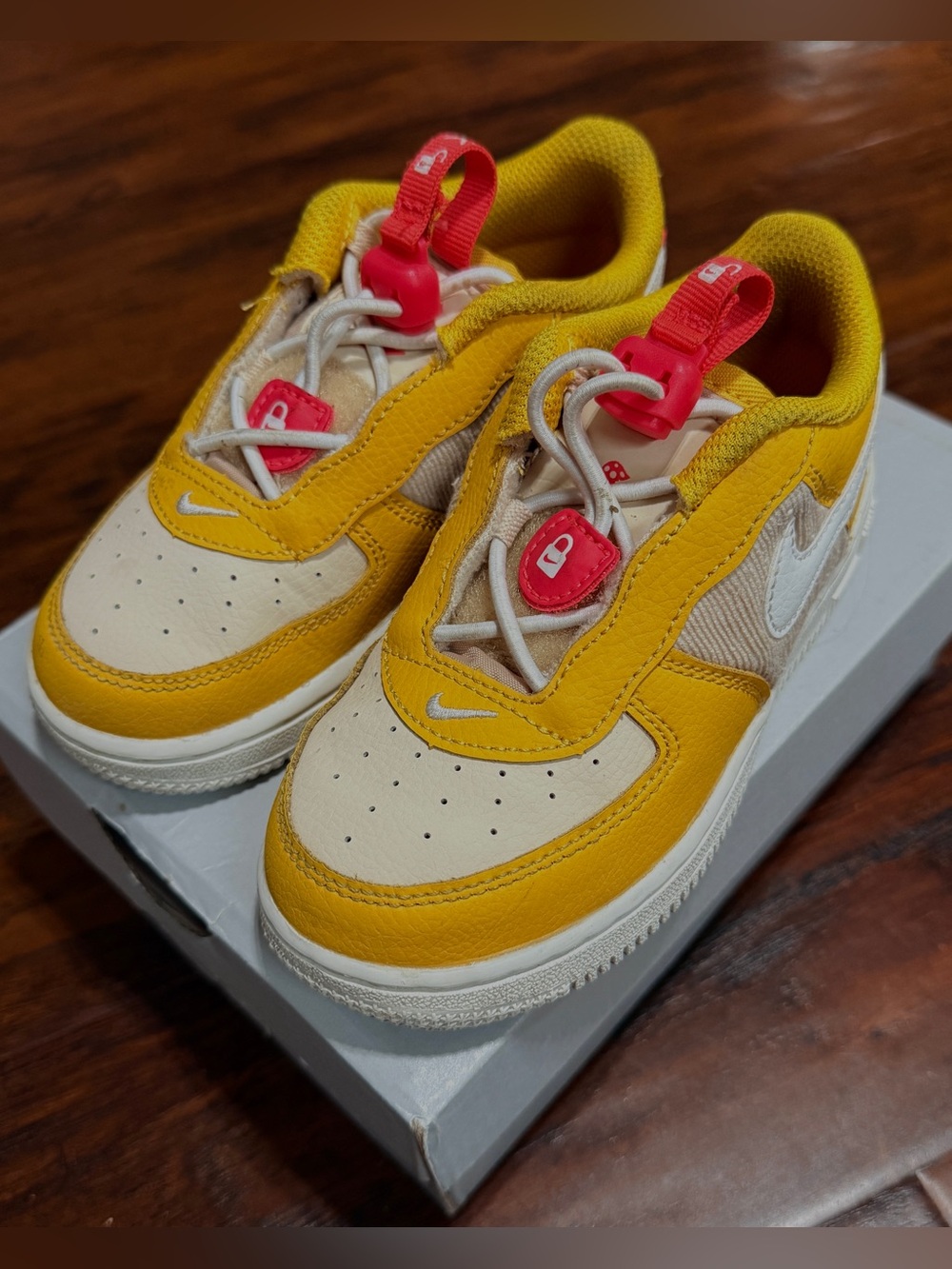 Nike Air Force 1 Toggle SE Toddler Size 9c